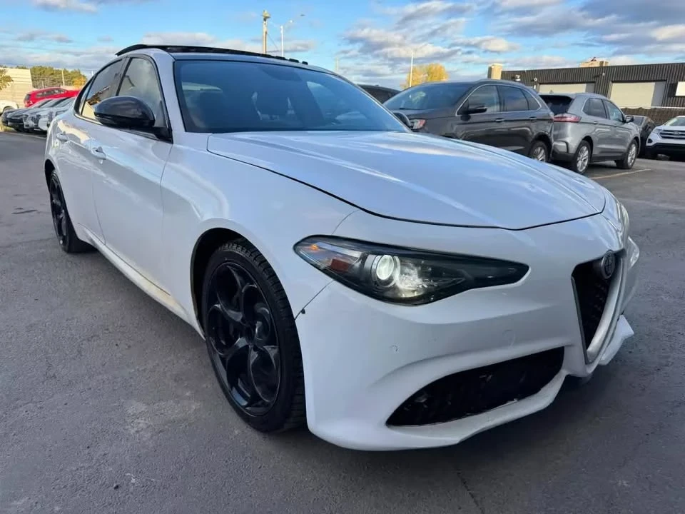 2017 Alfa Romeo Giulia - Image 2 of 19