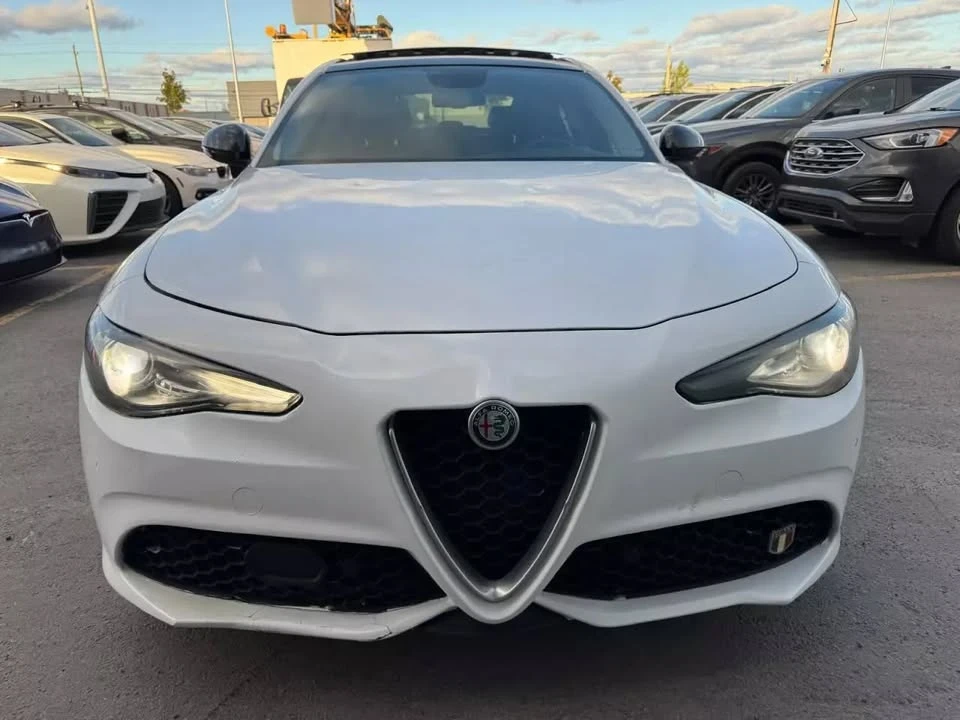 2017 Alfa Romeo Giulia - Image 3 of 19