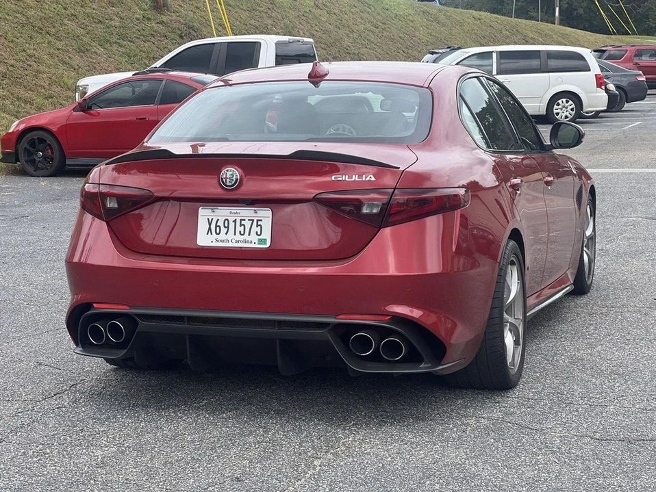2017 Alfa Romeo Giulia Quadrifoglio - Image 4 of 13