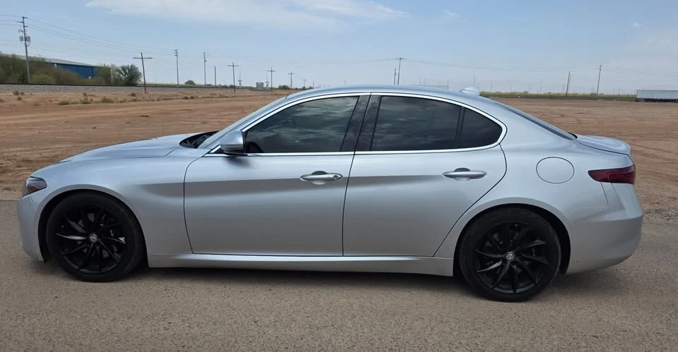 2017 Alfa Romeo Giulia - Image 3 of 14