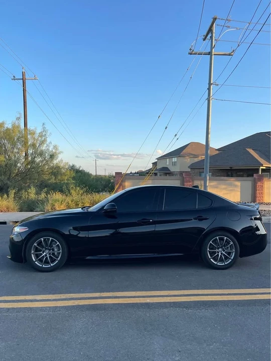 2017 Alfa Romeo Giulia - Image 2 of 6