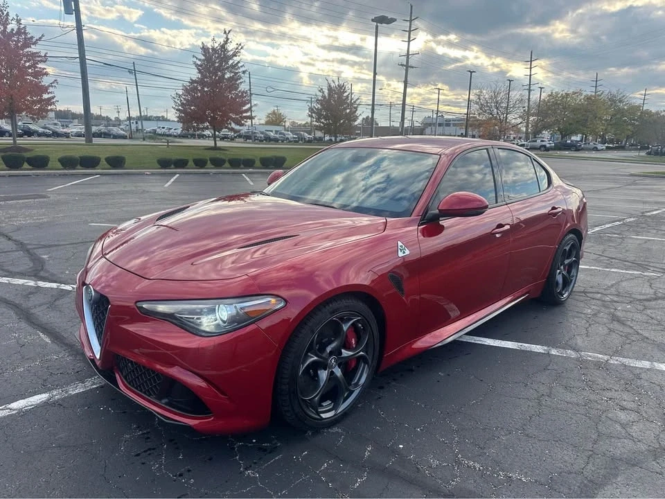 2017 Alfa Romeo Giulia - Image 2 of 21