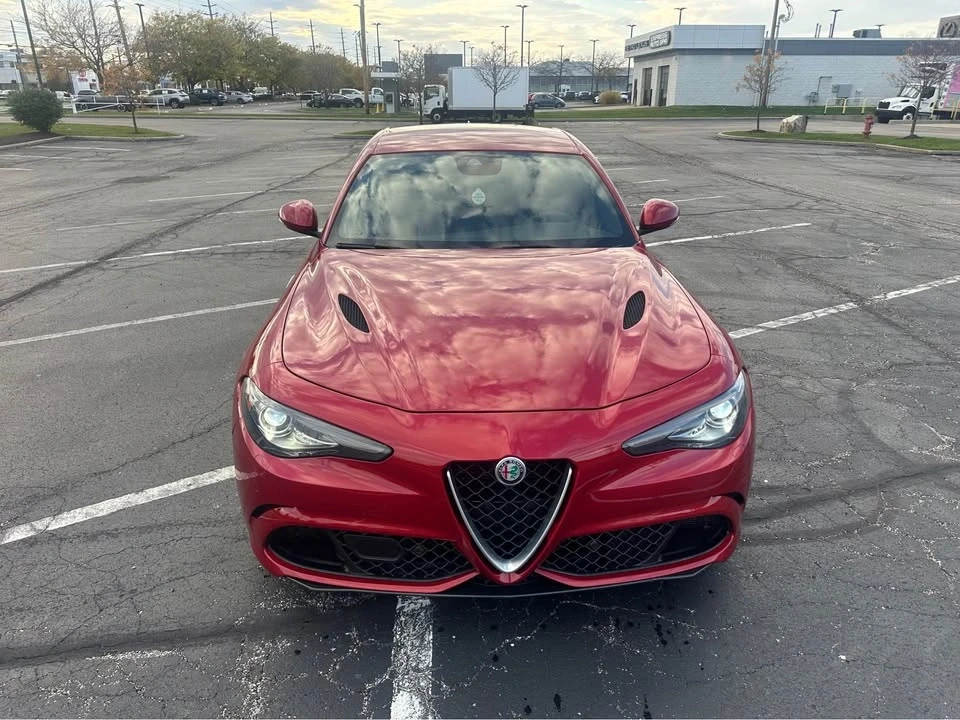 2017 Alfa Romeo Giulia - Image 4 of 21