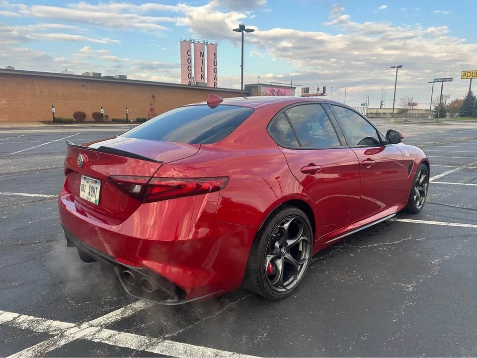 2017 Alfa Romeo Giulia - Image 7 of 21