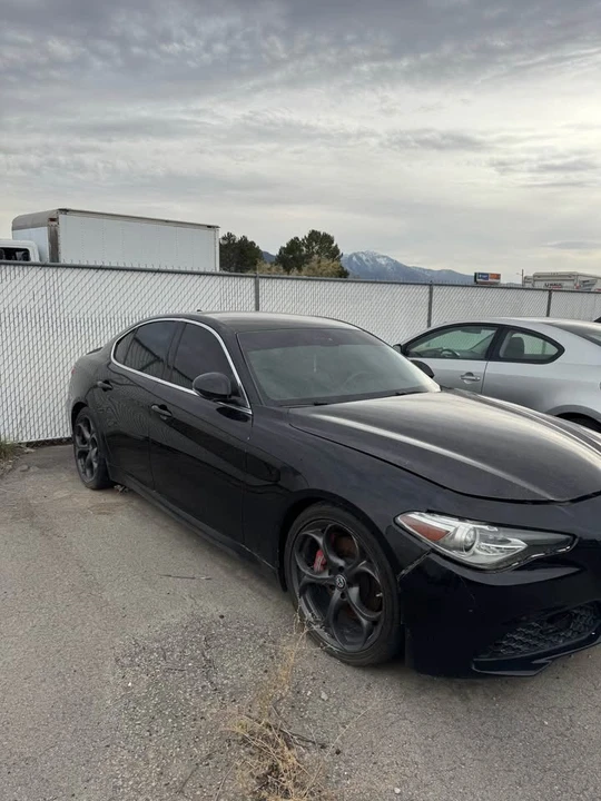 2017 Alfa Romeo Giulia - Image 2 of 11