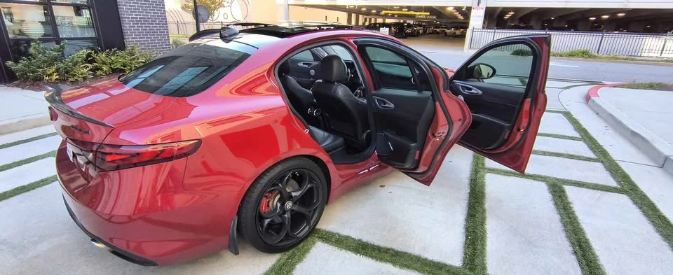 2017 Alfa Romeo Giulia - Image 3 of 20