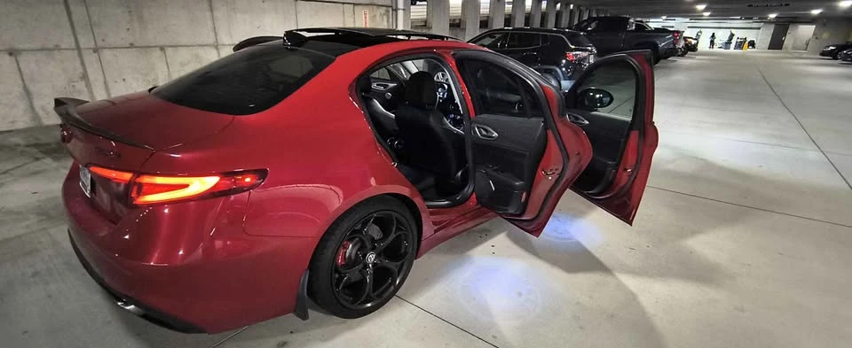 2017 Alfa Romeo Giulia - Image 5 of 20