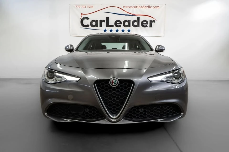2017 Alfa Romeo Giulia - Image 2 of 19