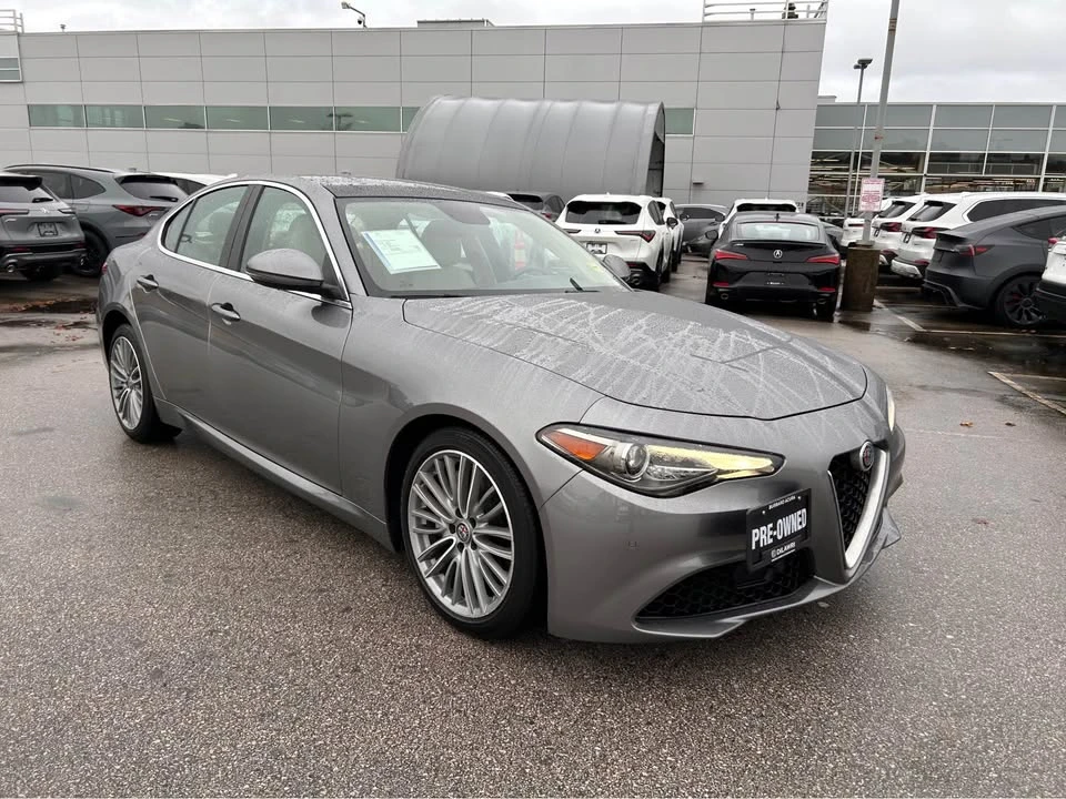 2017 Alfa Romeo Giulia - Image 3 of 13