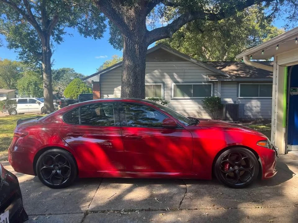 2017 Alfa Romeo Giulia - Image 3 of 5