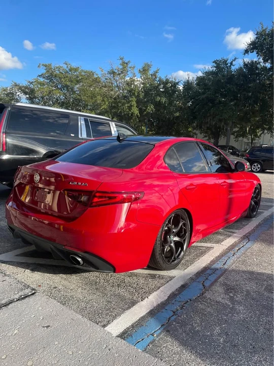 2017 Alfa Romeo Giulia - Image 3 of 9