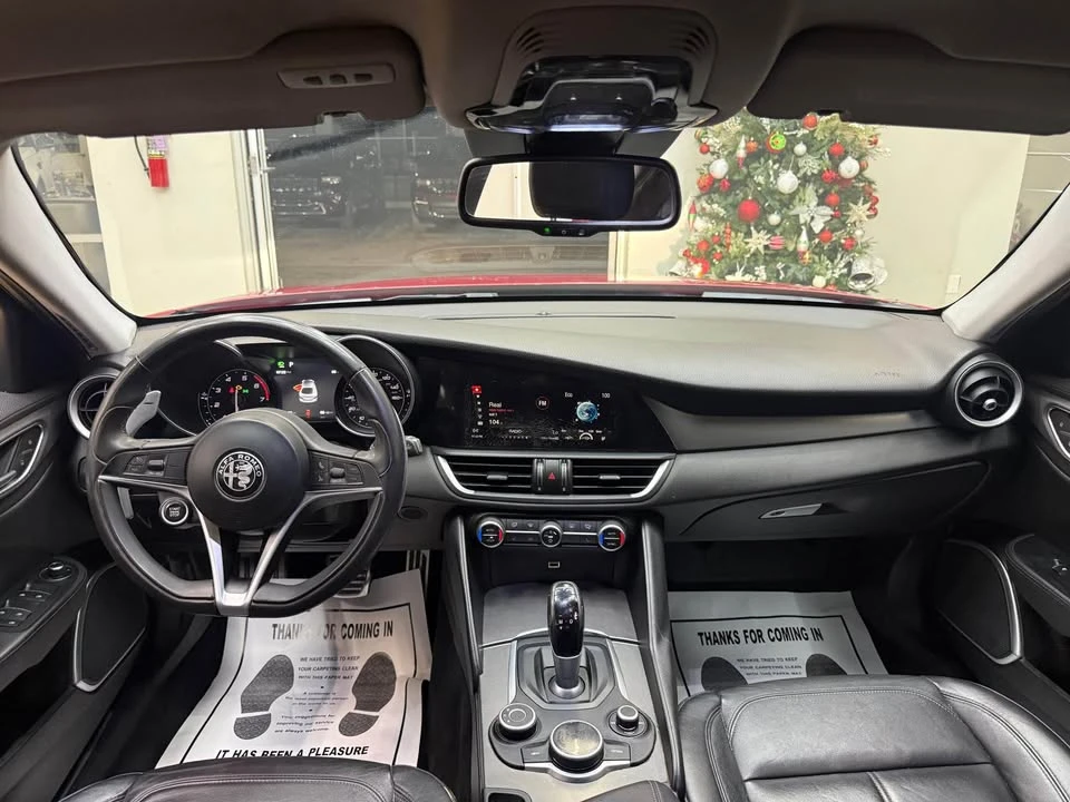 2017 Alfa Romeo Giulia - Image 10 of 16
