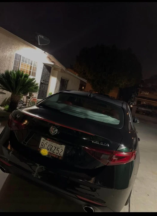 2017 Alfa Romeo Giulia - Image 3 of 3