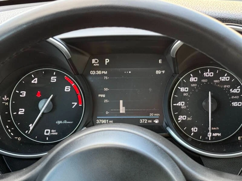 2017 Alfa Romeo Giulia - Image 12 of 20