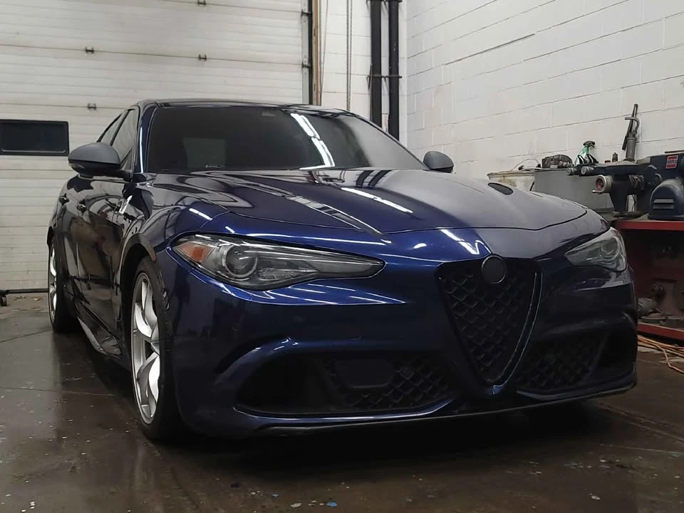 2017 Alfa Romeo Giulia - Image 2 of 9
