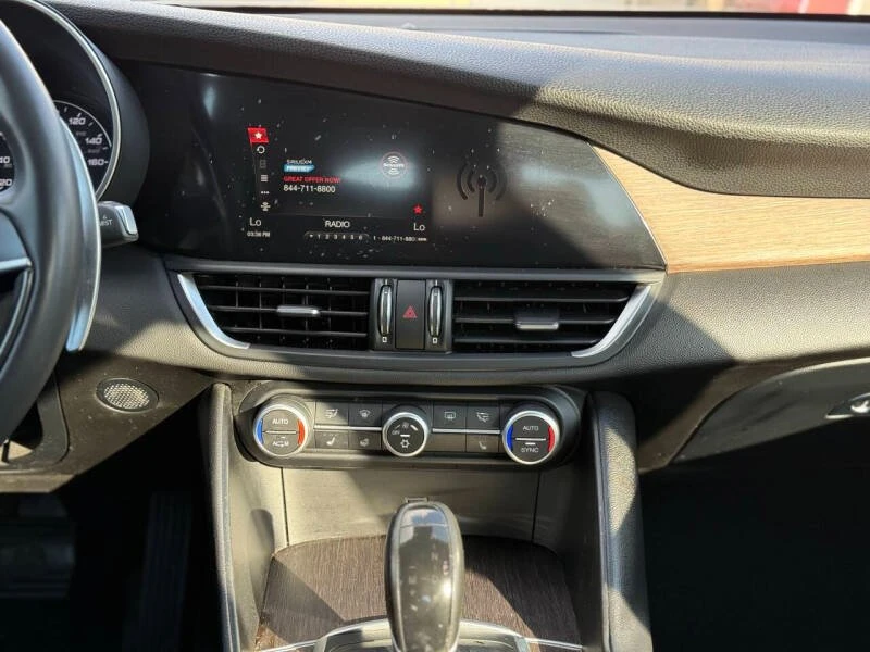 2017 Alfa Romeo Giulia - Image 13 of 20