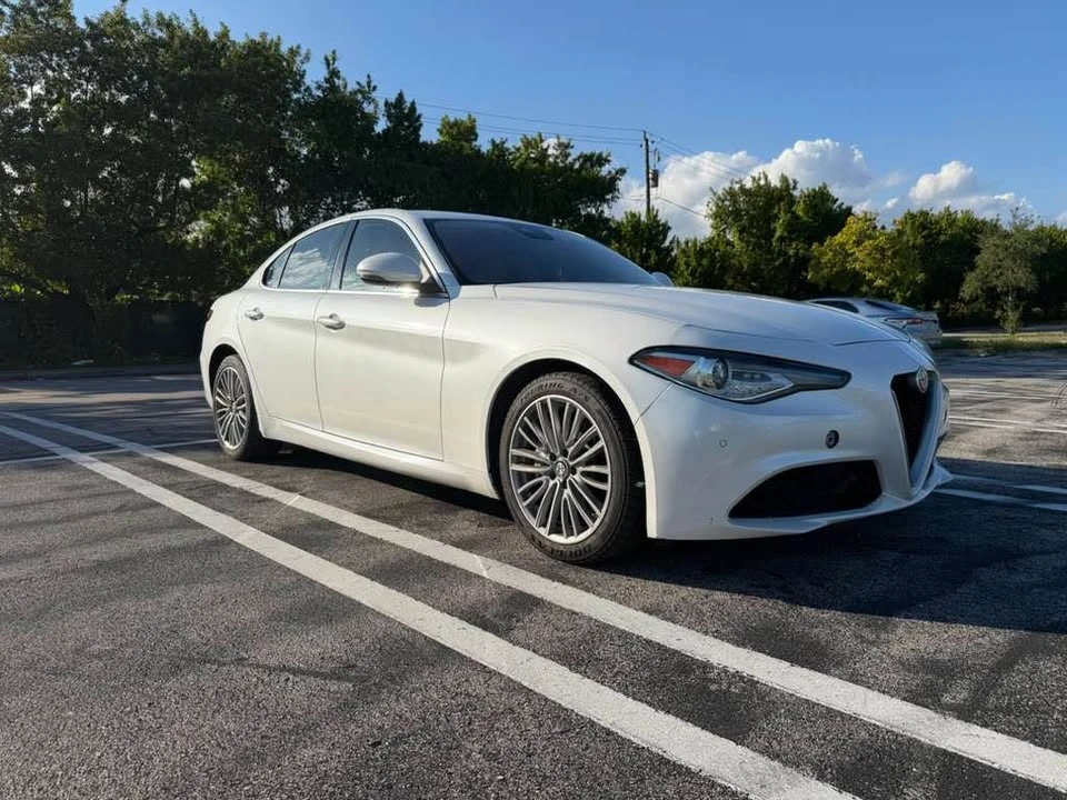 2017 Alfa Romeo Giulia - Image 2 of 15