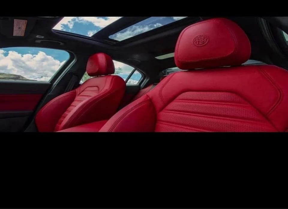 2017 Alfa Romeo Giulia - Image 8 of 12