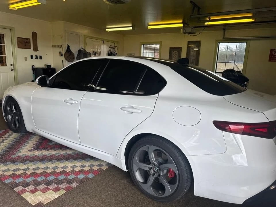 2017 Alfa Romeo Giulia - Image 2 of 12