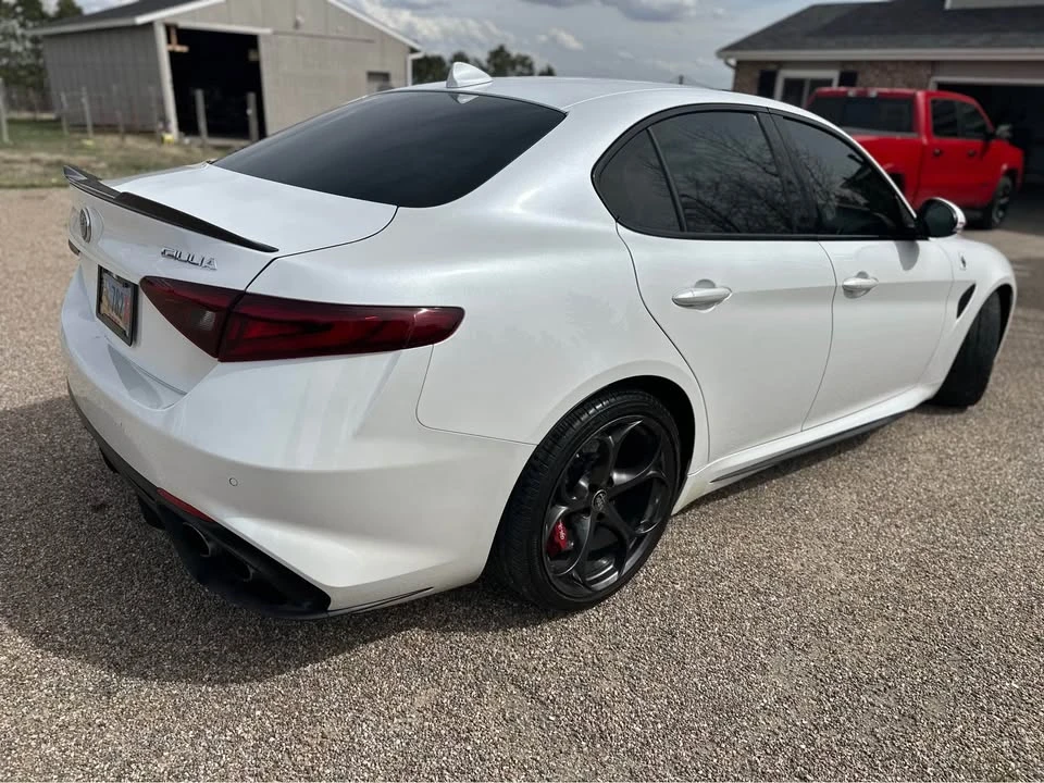 2017 Alfa Romeo Giulia - Image 3 of 5