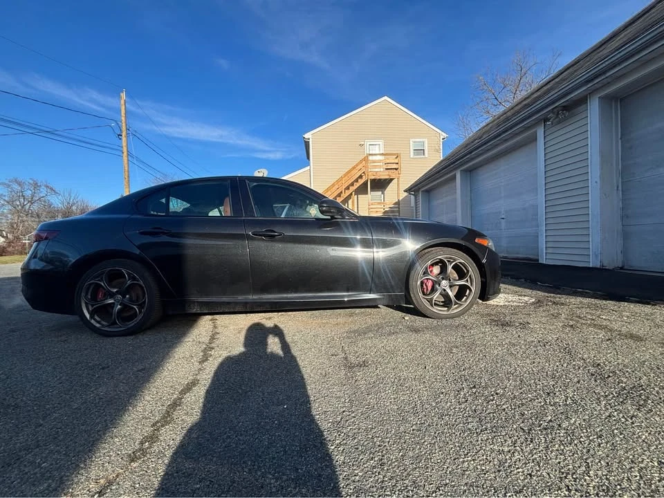 2017 Alfa Romeo Giulia - Image 2 of 8
