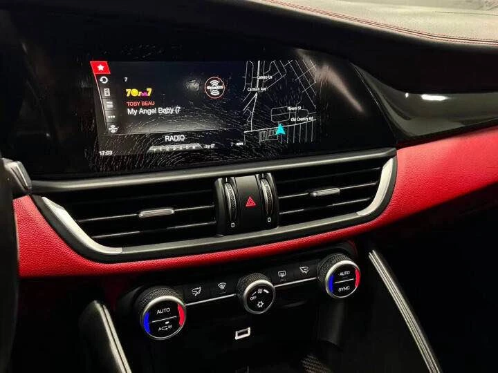 2017 Alfa Romeo Giulia Quadrifoglio - Image 11 of 20