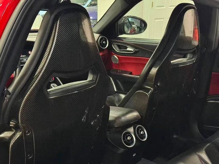 2017 Alfa Romeo Giulia Quadrifoglio - Image 3 of 20