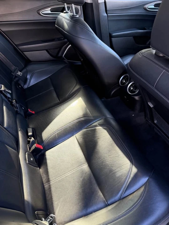 2017 Alfa Romeo Giulia - Image 9 of 11