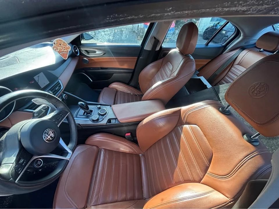 2017 Alfa Romeo Giulia - Image 3 of 8