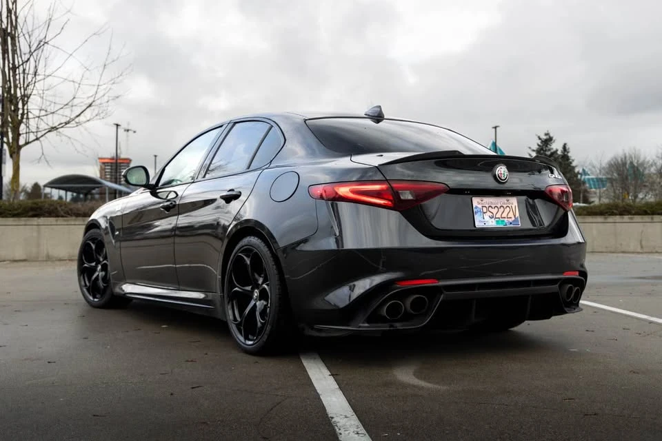 2017 Alfa Romeo Giulia - Image 20 of 20