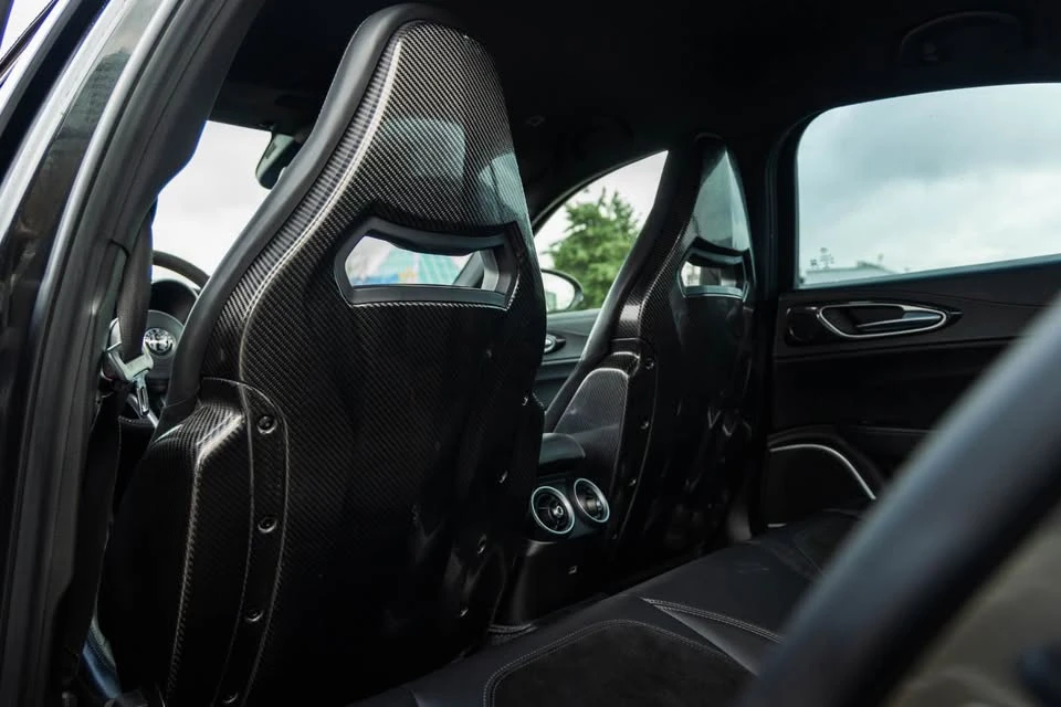 2017 Alfa Romeo Giulia - Image 8 of 20