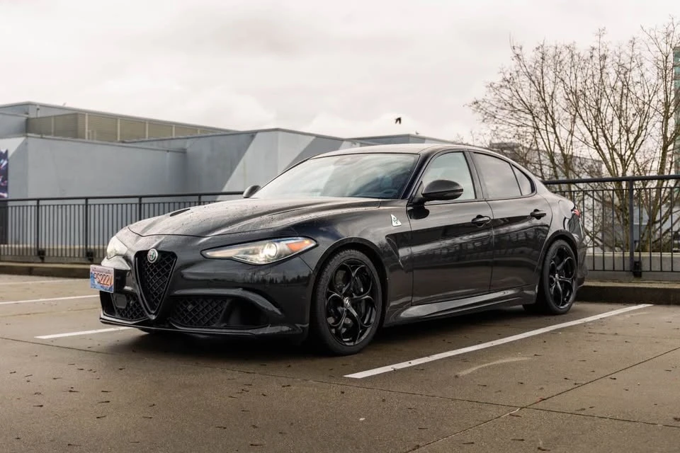 2017 Alfa Romeo Giulia - Image 2 of 20