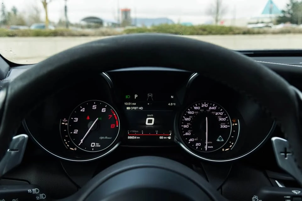 2017 Alfa Romeo Giulia - Image 11 of 20