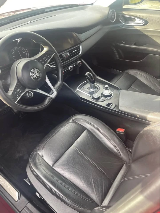 2017 Alfa Romeo Giulia - Image 3 of 4