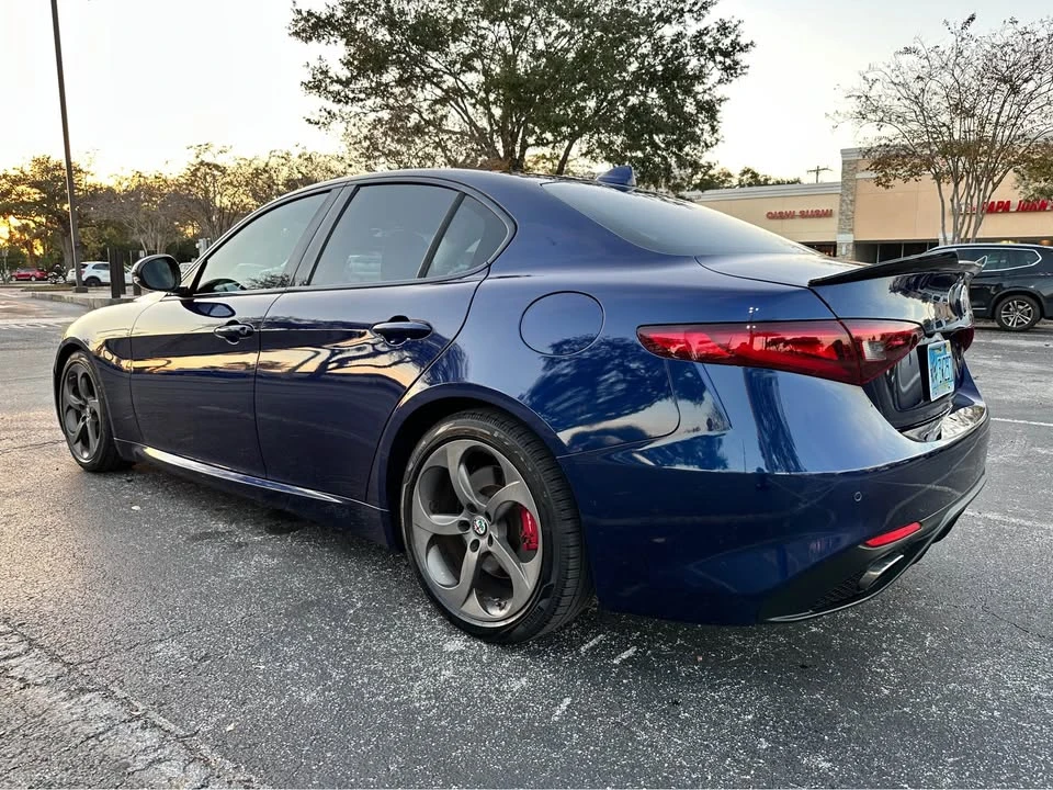 2017 Alfa Romeo Giulia - Image 2 of 9
