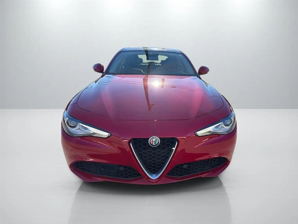 2017 Alfa Romeo Giulia - Image 2 of 20