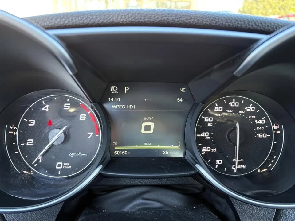 2017 Alfa Romeo Giulia - Image 17 of 20