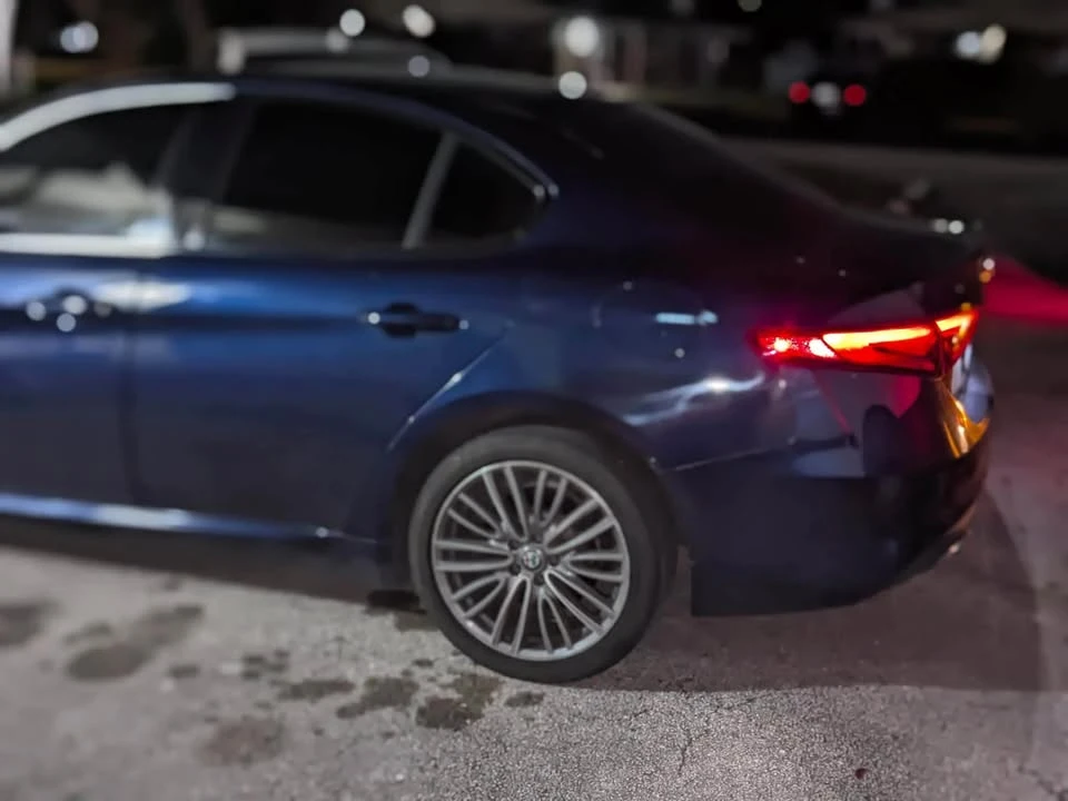 2017 Alfa Romeo Giulia - Image 3 of 9