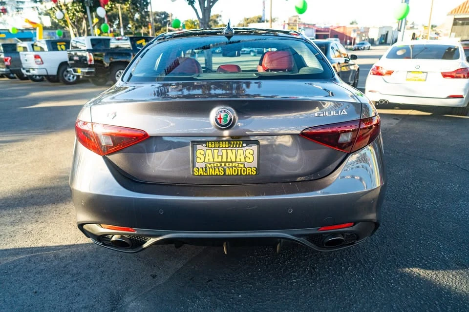 2017 Alfa Romeo Giulia - Image 8 of 14