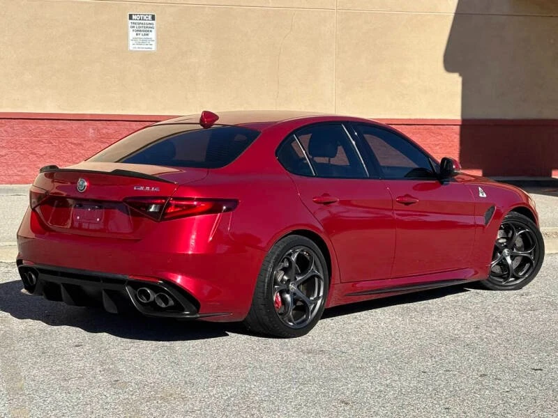 2017 Alfa Romeo Giulia - Image 7 of 20