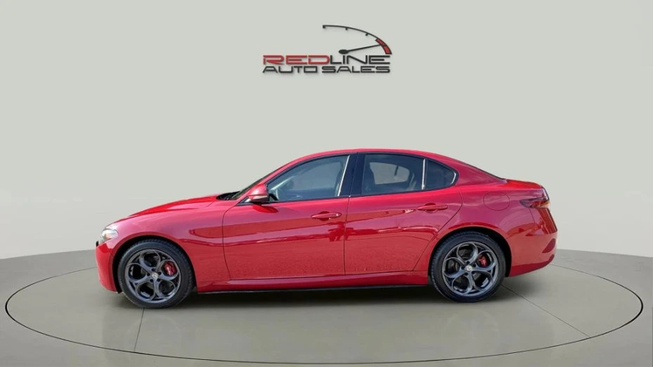2017 Alfa Romeo Giulia - Image 8 of 13