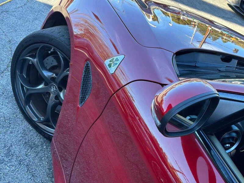 2017 Alfa Romeo Giulia - Image 20 of 20