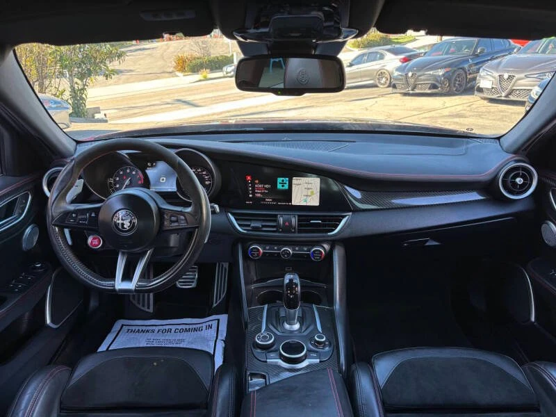 2017 Alfa Romeo Giulia - Image 9 of 20