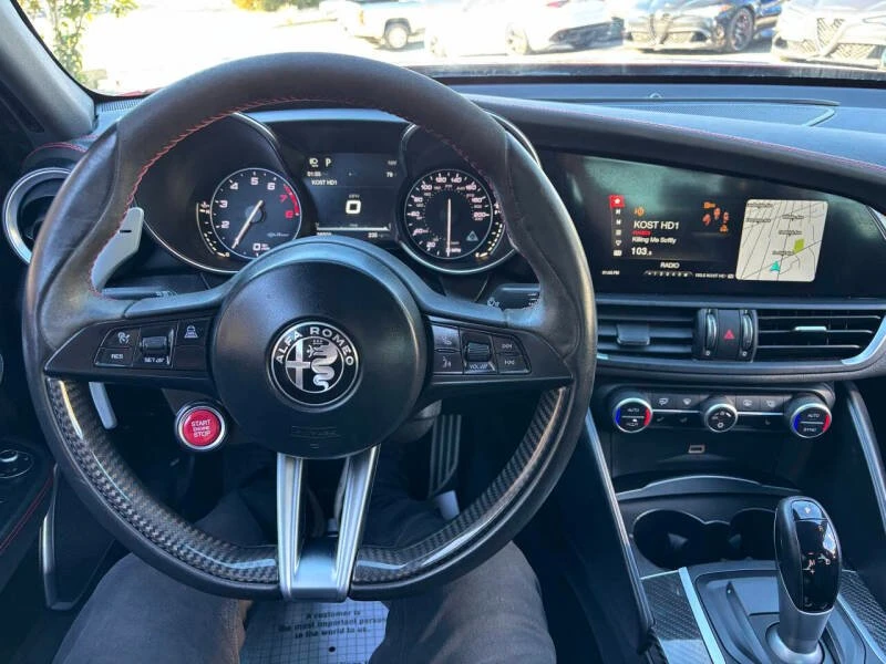 2017 Alfa Romeo Giulia - Image 10 of 20