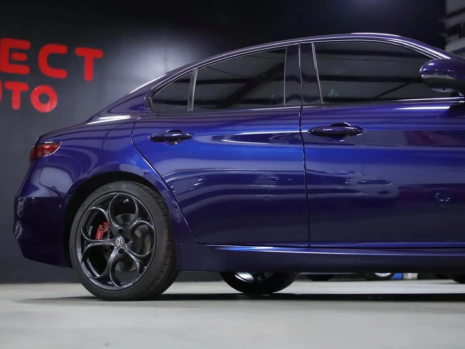 2017 Alfa Romeo Giulia - Image 9 of 20