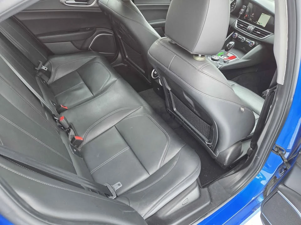 2017 Alfa Romeo Giulia - Image 7 of 11