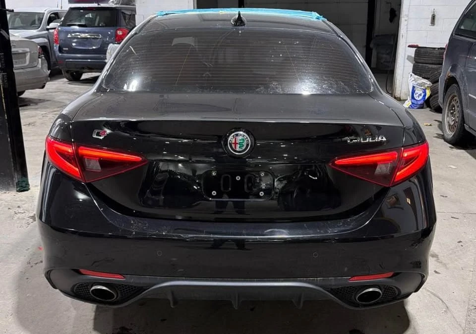 2017 Alfa Romeo Giulia - Image 3 of 18