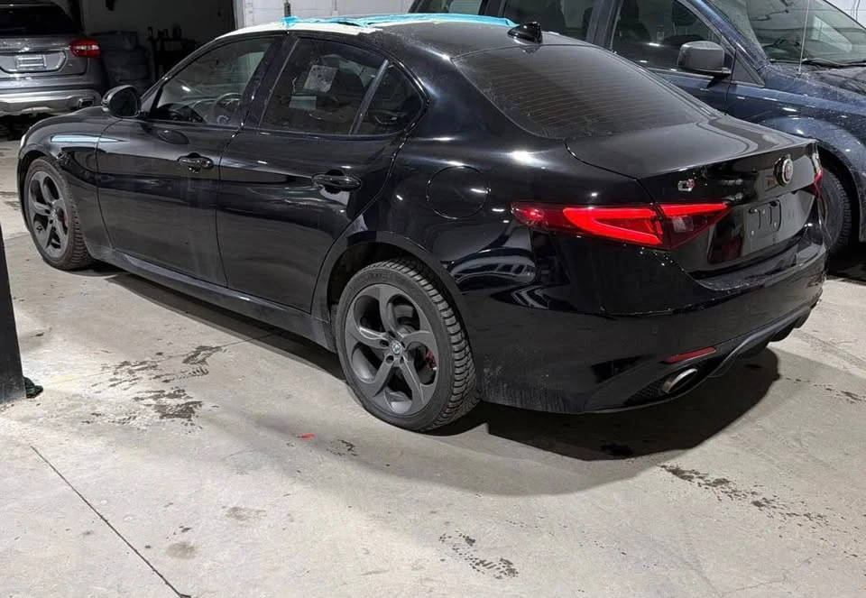 2017 Alfa Romeo Giulia - Image 2 of 18