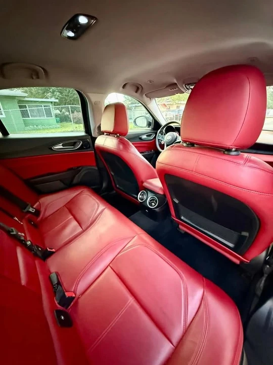 2017 Alfa Romeo Giulia - Image 12 of 15