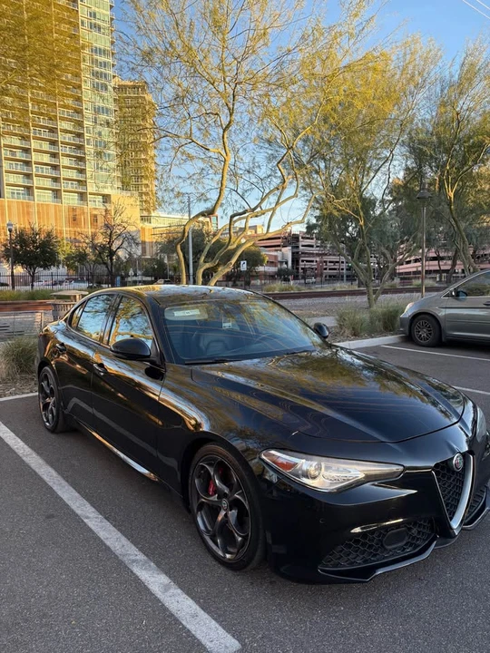 2017 Alfa Romeo Giulia - Image 2 of 6